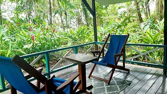 Lapalapa Beachfront