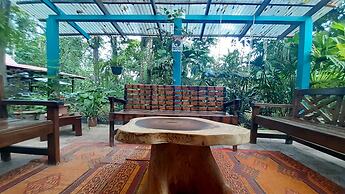 Lapalapa Beachfront