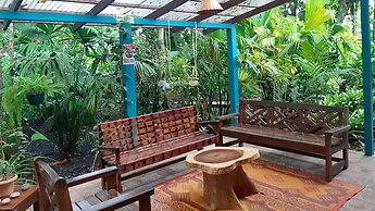Lapalapa Beachfront