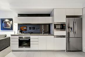 Oracle Broadbeach Apartments