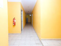 OYO 89587 IM Hotel