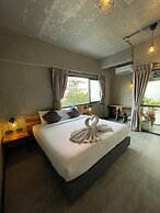 Mad Monkey Bangkok Hostel - Adults Only