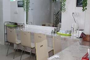 Moe Hostel