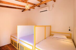 Mad Monkey Gili Trawangan - Hostel