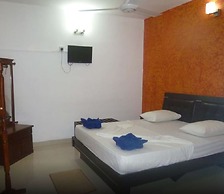 Crown Grand Hotel