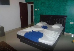 Crown Grand Hotel