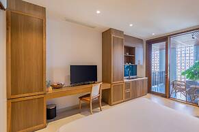 Daisy Boutique Hotel & Apartment
