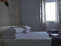 Galini Rooms & Apartments Syros
