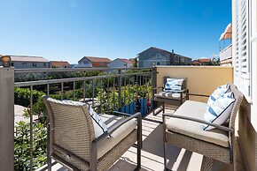 Apartments Trstenica