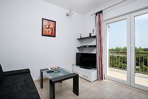 Apartments Trstenica