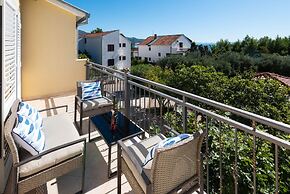 Apartments Trstenica