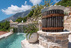 The Hidden Treasure Village - 3 Villas