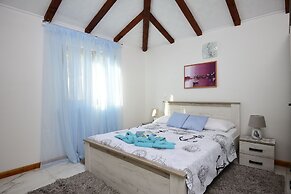 The Hidden Treasure Village - 3 Villas