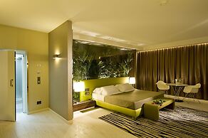 Viola Mhotel