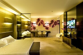 Viola Mhotel