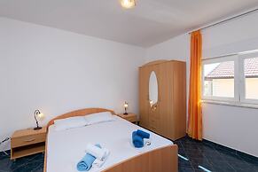 Apartments Mare