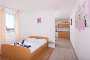 Apartments Mare