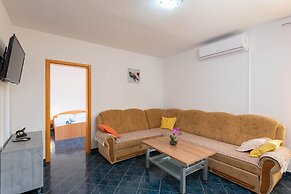 Apartments Mare