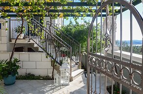 Apartments LLR