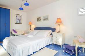 Apartments LLR