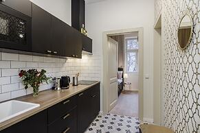 Royal APTs Prague by Michal&Friends