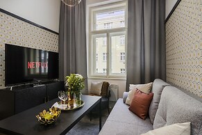 Royal APTs Prague by Michal&Friends