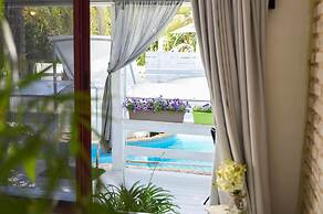 Eili Suites