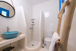 Aelia Collection Suites - Adults Only