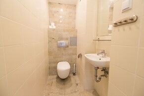 Lucky Apartments  Wita Stwosza 15