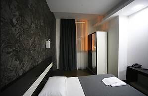 West Tower Hotel