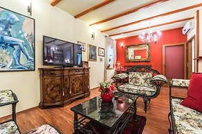 Emperor's Suites
