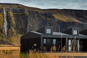 Seljalandsfoss Horizons