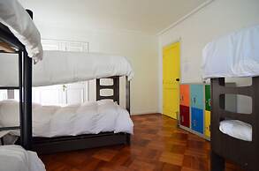 Yogi Hostels