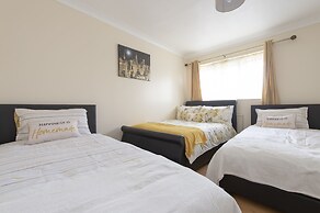 Abkat Holiday Home