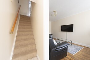 Abkat Holiday Home