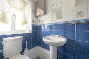 Abkat Holiday Home