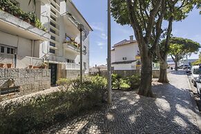 Rustic Seaview Apartment in Cascais