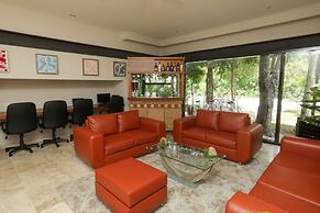 Xaha Villas Suites & Golf Resort