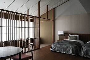 The Hiramatsu Kyoto