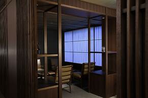 The Hiramatsu Kyoto