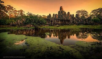 Sam Moon's Hotel Angkor Wooden House