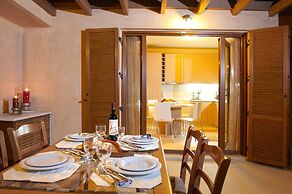 Leste Luxury Homes