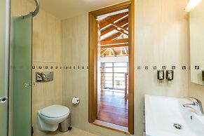 Leste Luxury Homes