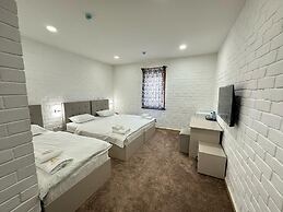 Macan Boutique Hotel