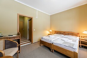 Hotel Perla Jizery