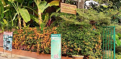 Siriwan House