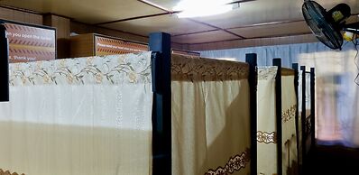 Siriwan House