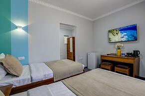 Viva Hotel - Hostel