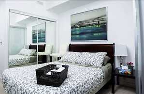 Luxury Condos at York Street