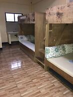 Oasis Resthouse